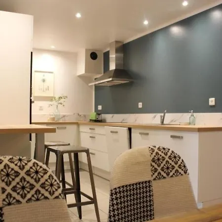 Rochefort, 4 Pieces, 6 Personnes - Fr-1-246b-44 Apartmán